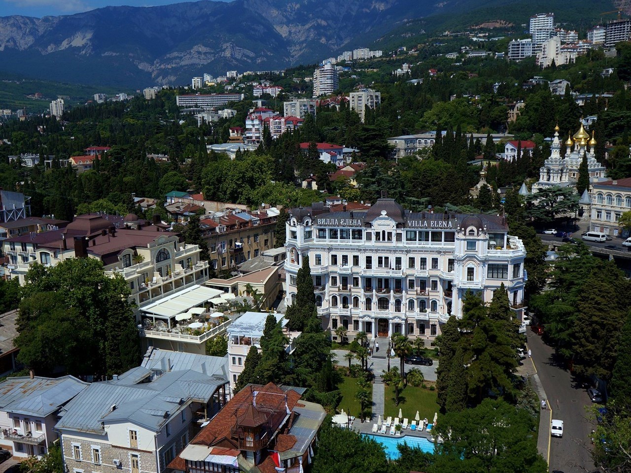 На люксовый отдых в Крыму потребуется меньше денег, чем раньше